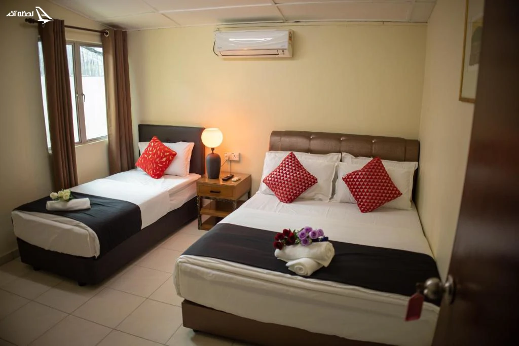اتاق تریپل هتل Sweet Inn