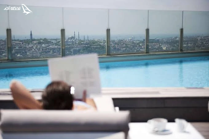 استخر روف گاردن هتل The Marmara Pera