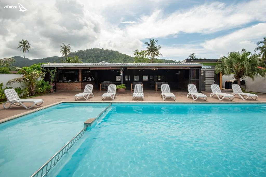 استخر هتل Riverra Inn Langkawi