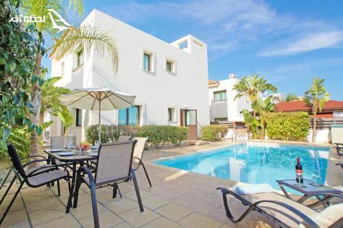 استخر هتل Villa agatha Cyprus