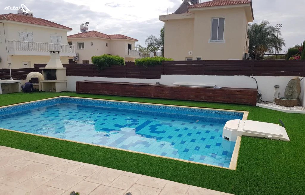 استخر هتل Nissi Exclusive Villas