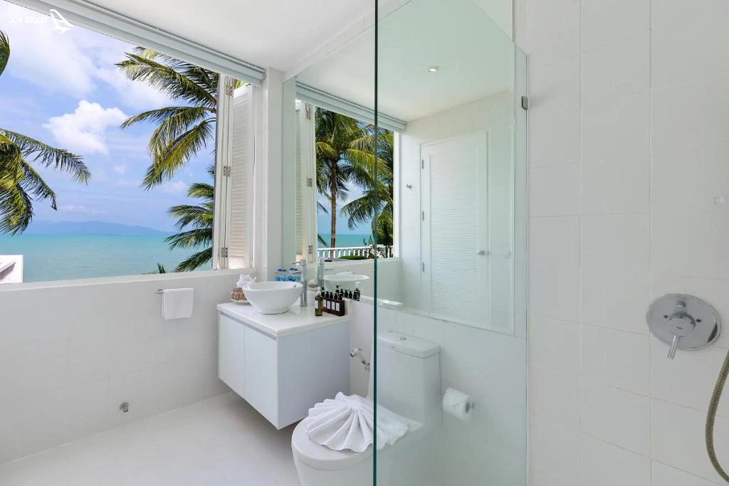 سرویس و حمام هتل Villa M Koh Samui