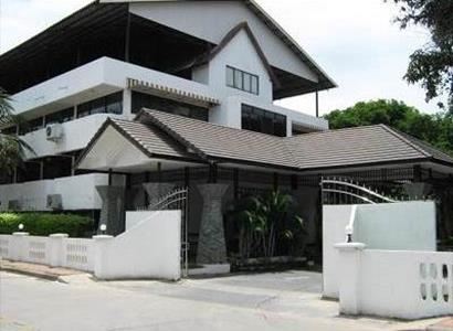 Hotel Royal Orchid Resort