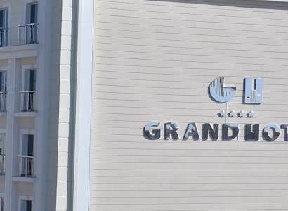 Hotel Grand Van
