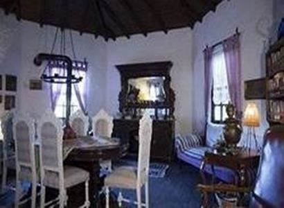 Hotel Bakkhos Guesthouse