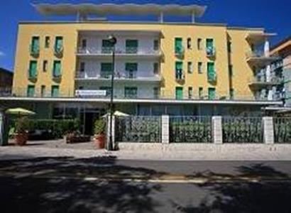 Hotel Holiday Park Resort