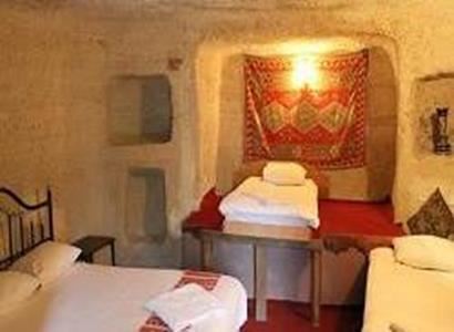 Hotel Yasins Place Cave