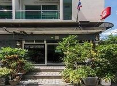 Hotel The Fifth Residence Bangkok