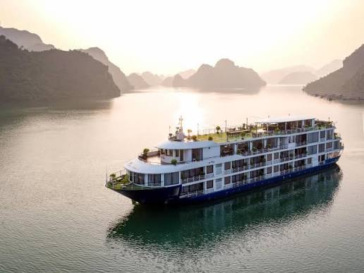 Hotel mon cheri cruise