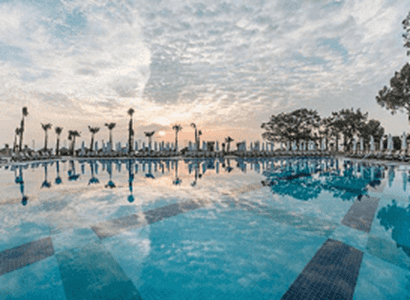 Hotel Nirvana Lagoon Luxury