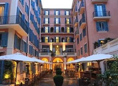 Hotel De Russie