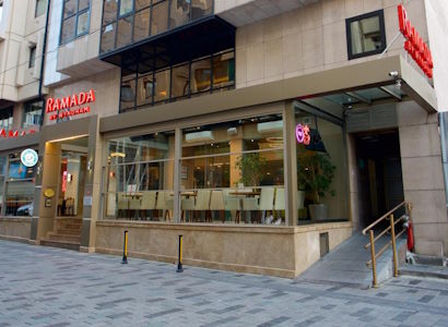 Hotel Ramada Pera
