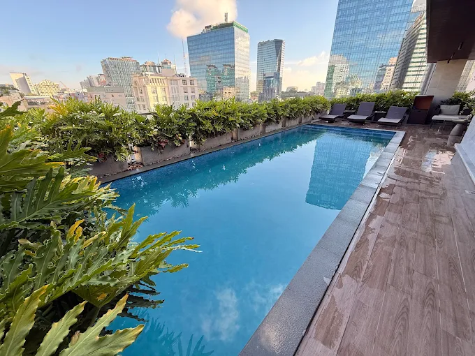 Hotel Adora Mira