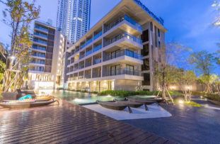 Hotel Golden Tulip Pattaya Beach Resort