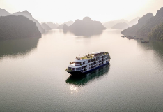 Hotel moncheri cruise halong