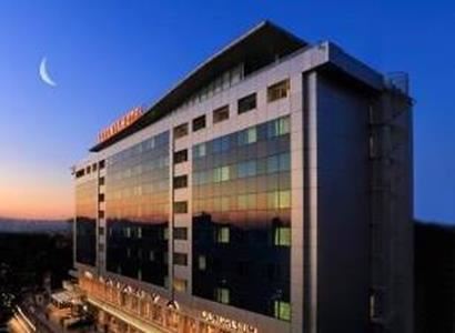 Hotel Latanya