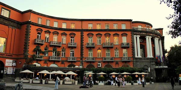 Hotel Grand Hills Yerevan