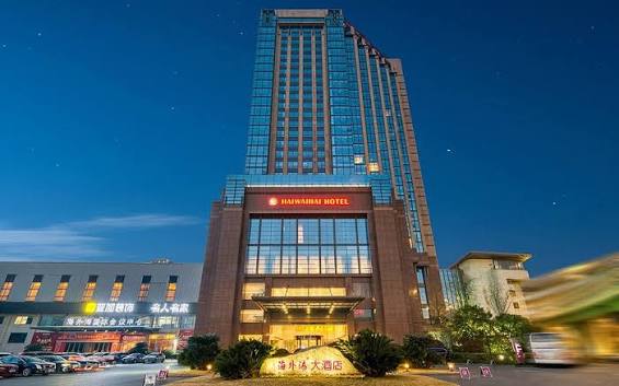 Hotel Haiwaihai Crown