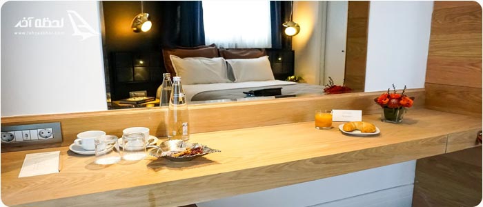 Hotel Maroon Tomtom