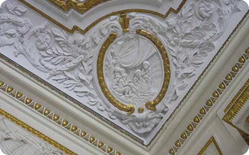 معماری کاخ ثابت پاسال: جزئیات و ظرافت‌ها