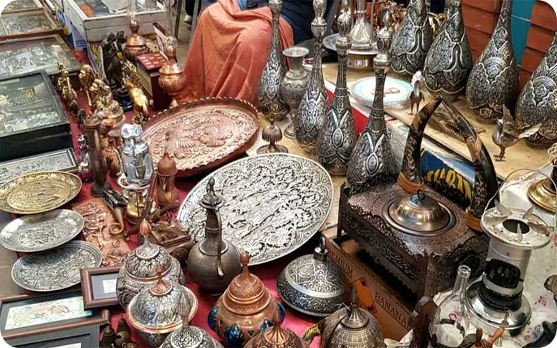 از عتیقه تا عشق قدیمی | قاب‌هایی از بازار پروانه	