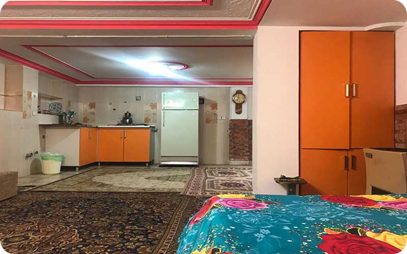 فضای اتاق خانه معلم کیش