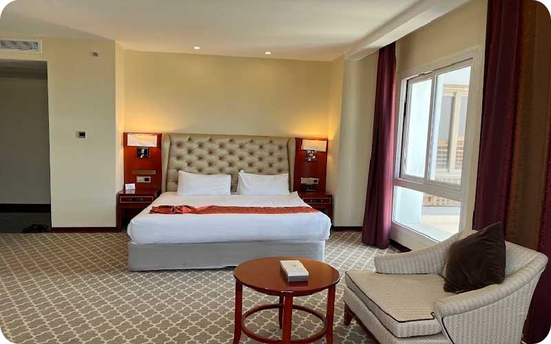 نمایی از لوکس‌ترین هتل کیش: هتل کوروش