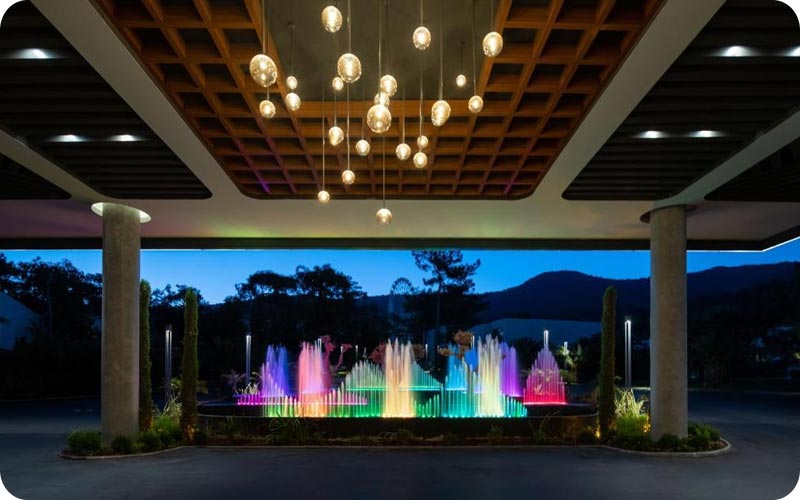 آب نمای هتل وگ