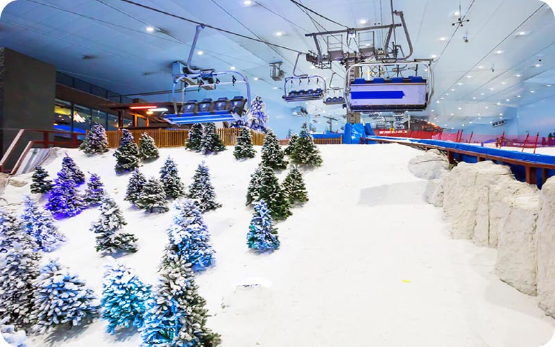 پارک برفی کیش: سرزمین عجایب زمستانی در دل جزیره گرم