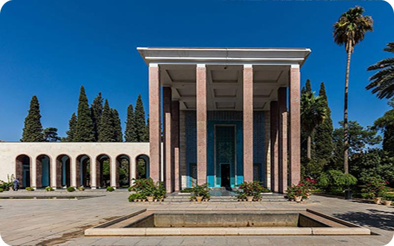 آرامگاه سعدی: یادگاری از استاد سخن