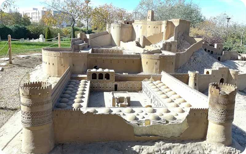 نمایی از جاذبههای ایران در پارک مینیاتوری مشهد