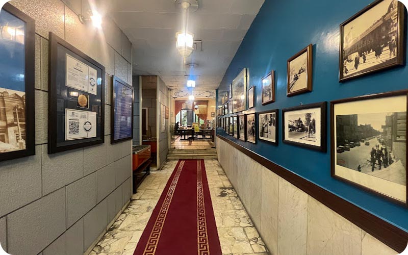 گالری تصاویر کافه نادری: معماری و فضای داخلی