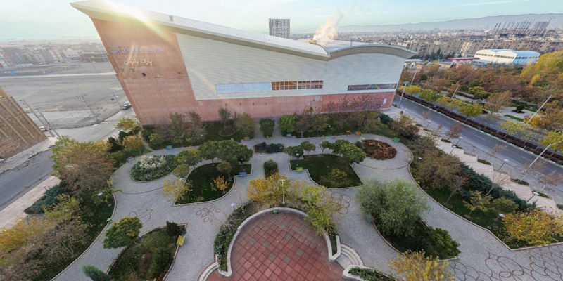 نمای بیرونی موج های آبی