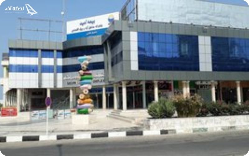 خرید در مرکز خرید فردوسی قشم