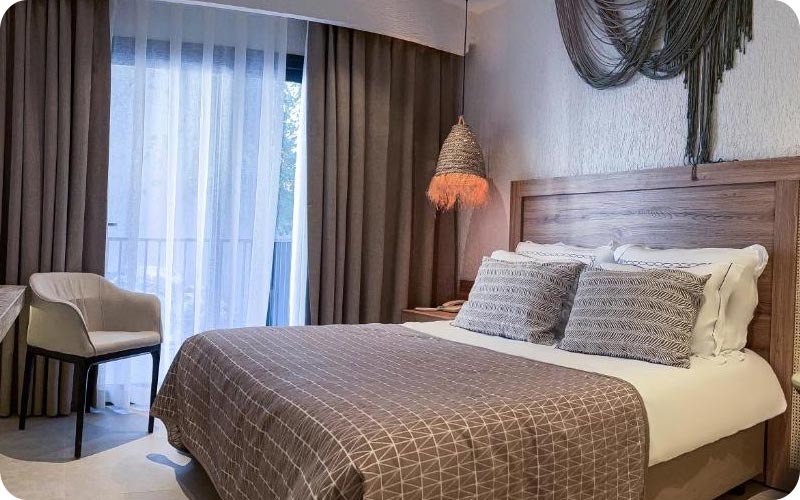 اقامت در اتاق های هتل بیچ ریزورت