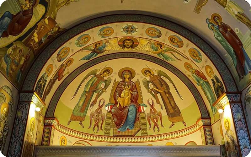 وقتی معماری روح را لمس میکند؛ تصاویر کلیسای تثلیث