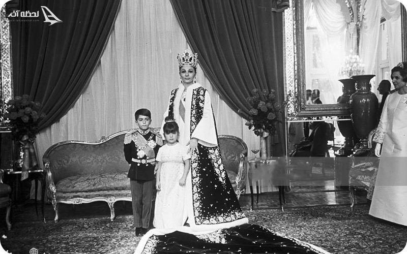عکس های شاه و فرح در کاخ سعد آباد