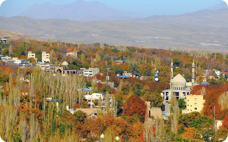 گالری خوانسار: تماشای زیباییهای طبیعی و بافت سنتی