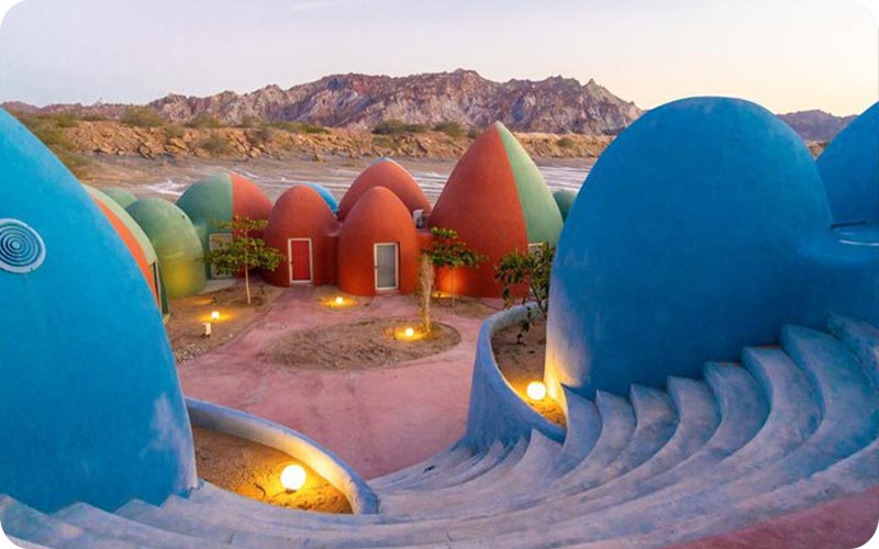 اقامت در گنبدهای رویایی ماجرا