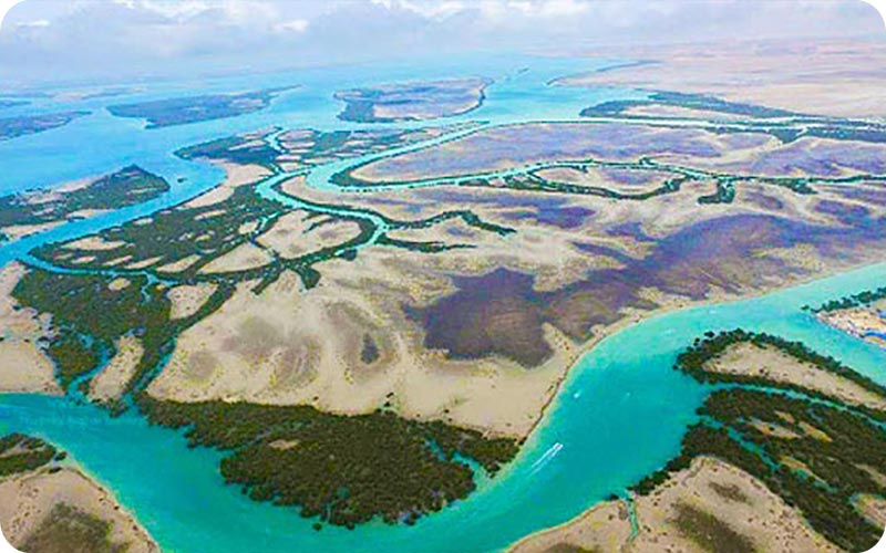 بندر خمیر در قاب تصویر: جلوههایی از زندگی در ساحل