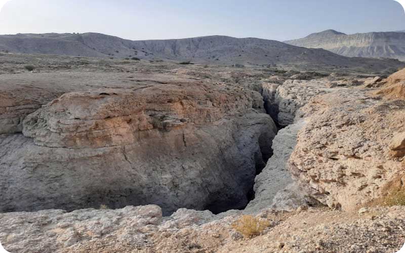 تصاویر واقعی از تنگه بوچیر بندرلنگه؛ مسیر ماجراجویی در دل صخرهها