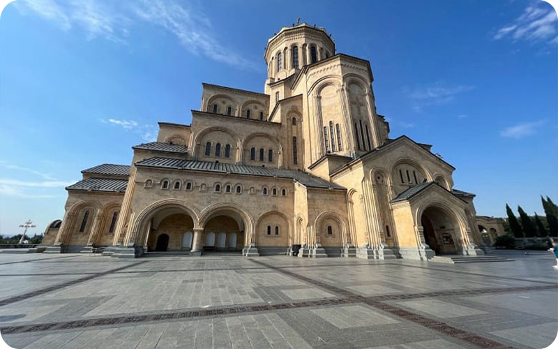 تصاویر کلیسای جامع تثلیث تفلیس؛ شکوه معماری ارتدکس